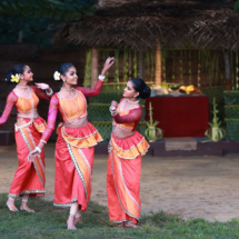 Sri-Lankan-Traditional-and-Classical-Performances-3